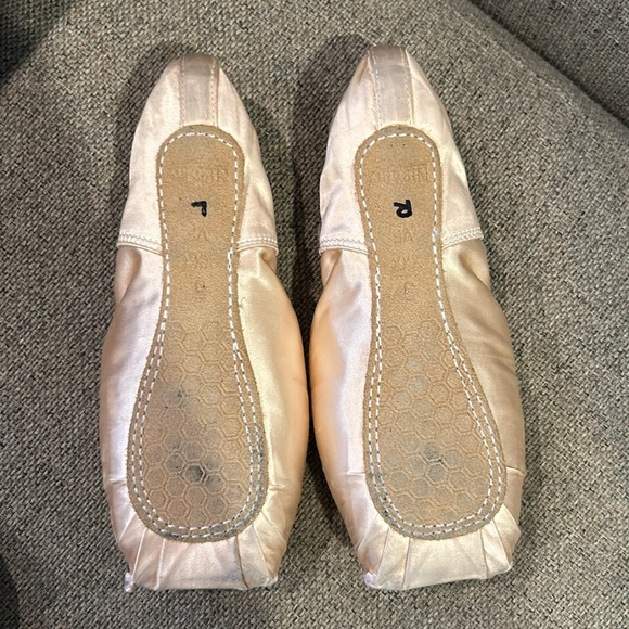 COPY - Pointe Shoe Bundle! - Picture 3 of 7